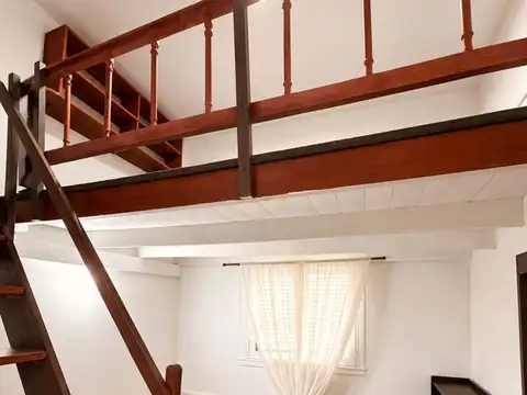 Depto Tipo Casa en Venta de 2 ambientes