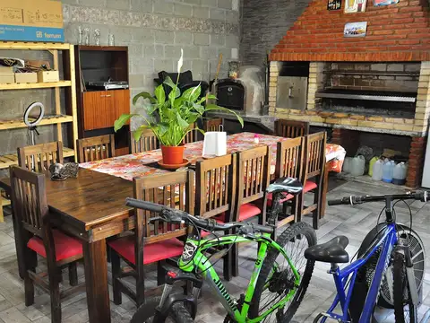 Casa en Venta en Burzaco Oeste, USD 145.000
