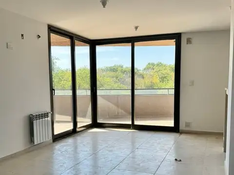 Departamento 4 ambientes con 3 baños