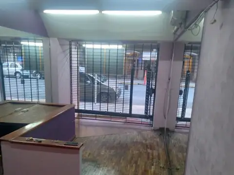 Local en Venta en Avellaneda, USD 99.000