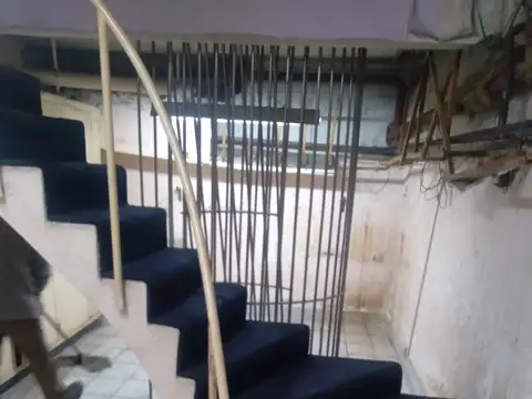 Local en Venta Via Pública