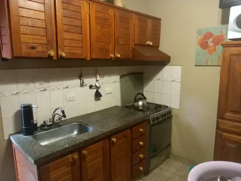 VENTA CASA 2 DORMITORIO COCHERA YOFRE NORTE