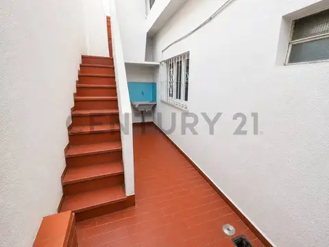 Depto Tipo Casa en Venta de 1 dormitorio