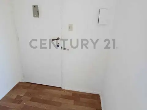Oficina 2 ambientes con 1 baño