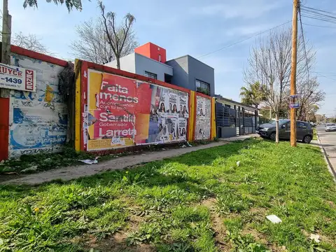 Acha entre 330 y 330bis