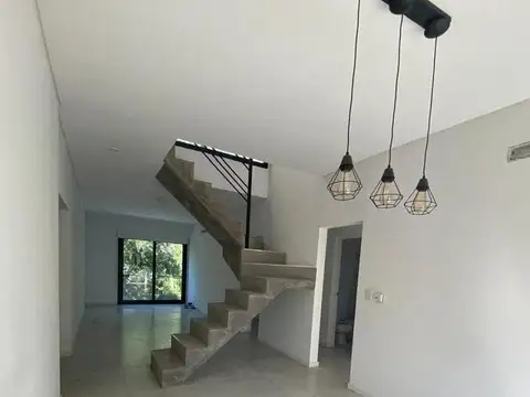 Departamento en Venta en Del Viso, USD 200.000