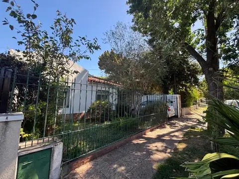 Casa en Venta en Adrogue, USD 160.000