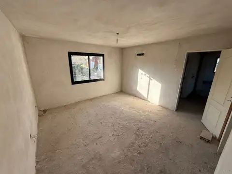 VENTA DE CASA EN POZO 3 DORM. TALAR DE MENDIOLAZA.