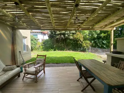 Bo. Cerr. FINCA ESTRADA - 2 DORM - UNA PLANTA . APTO CREDITO