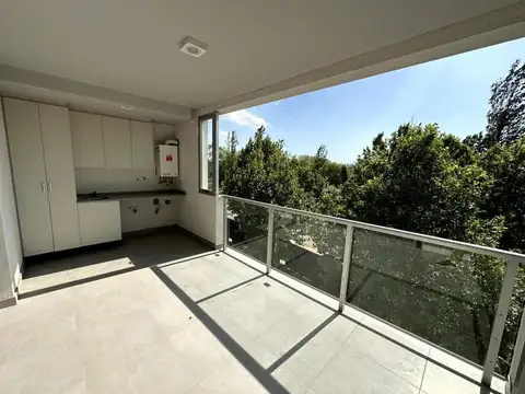 Departamento 4 ambientes con 3 baños