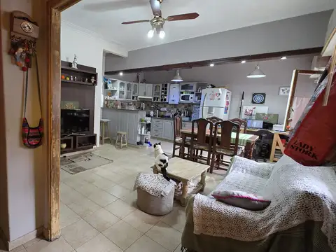 Valdenegro 3300, Piso PB