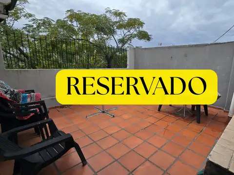 RESERVADO - PH en Planta Baja al frente con terraza propia