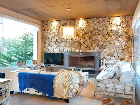 Casa en Venta en Countries y Barrios Cerrados en Pinamar, USD 290.000