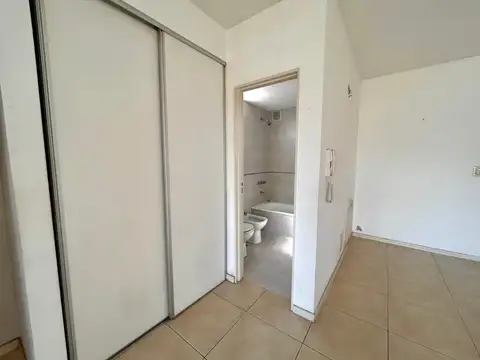 Departamento en Venta en Santos Lugares, USD 54.000