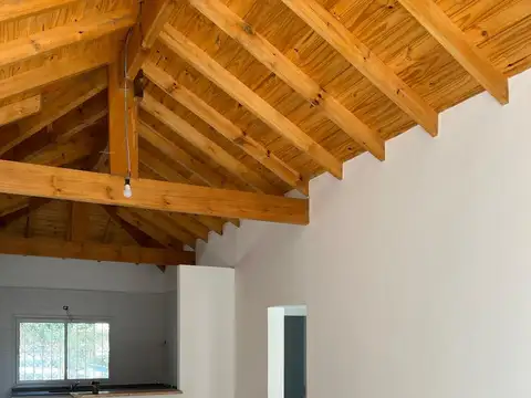 Casa 3 ambientes con 1 baño