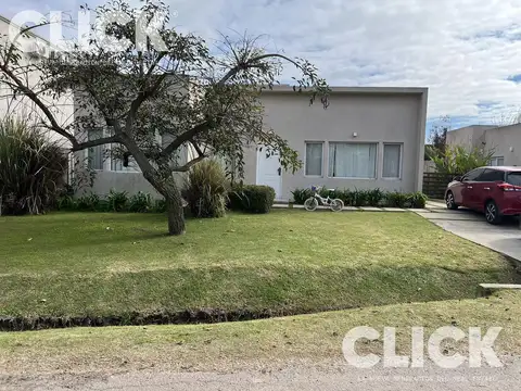 Colectora 12 de Octubre 56500- Barrio Los Arces, La Cañada de Pilar
