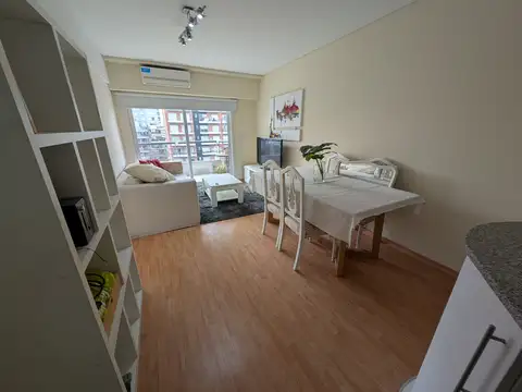 Departamento en Alquiler en Urquiza R, $ 990.000