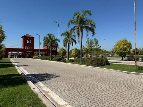 Terreno en Venta en Country Santa Rita, USD 43.000