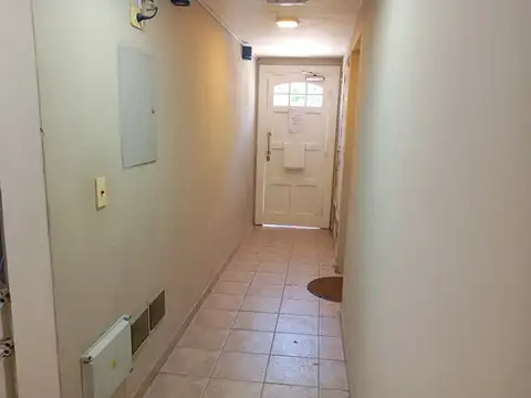 Departamento en Alquiler en Gerli, $ 650.000