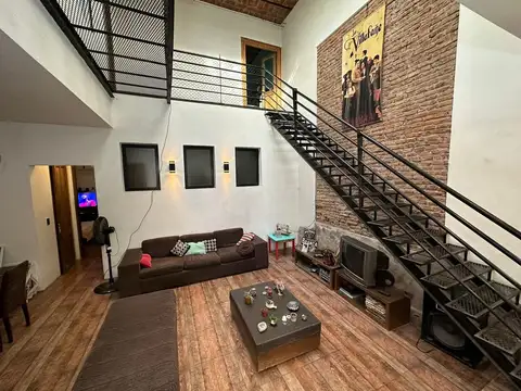 Venta PH de 5 ambientes distribuido en 3 plantas en Barracas