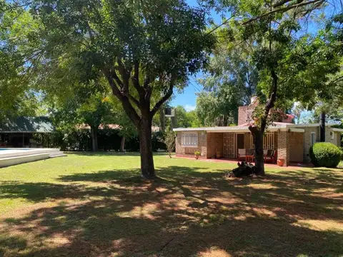 Casa en Venta en Roldan, San Lorenzo