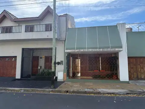 Casa en Venta en Valentin Alsina, USD 99.000