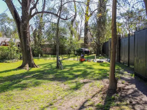 Ricardo Güiraldes 4400, Piso 0