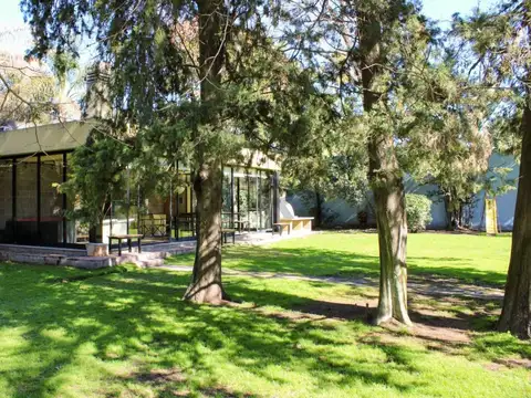 Ricardo Güiraldes 4400, Piso 0