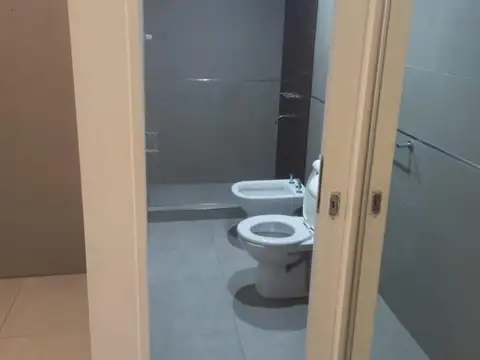 Av. Pte F. Sarmiento 300