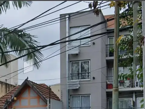 Departamento Monoambiente en Sarmiento al 300