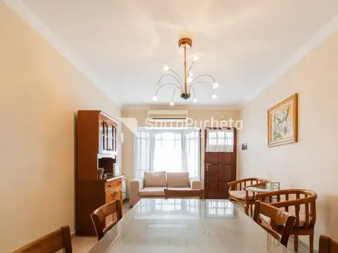 Venta triplex 3 ambientes   playroom con patio y cochera en Haedo.