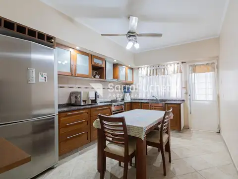 Depto Tipo Casa en Venta en Haedo Sur, USD 146.000