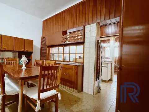 Casa en venta c/ cochera en Centro Norte
