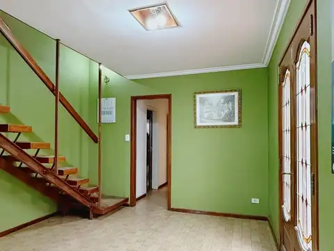 Casa 5 ambientes con 3 baños