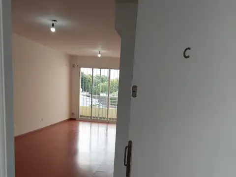 Departamento en Alquiler en Villa Urquiza, $ 550.000