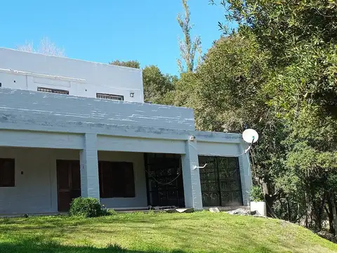 VENTA Casa y Complejo de cabañas. El Volcán