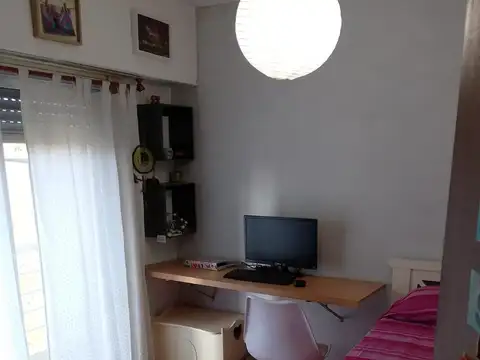 Depto Tipo Casa en Venta en Ramos Mejia Sur, USD 130.000