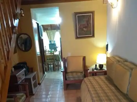 Depto Tipo Casa en Venta de 3 ambientes