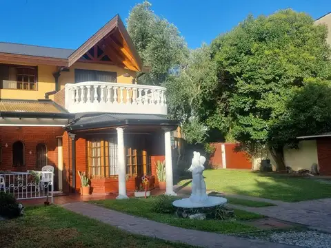OPORTUNIDAD CASA QUILMES 2 LOTES