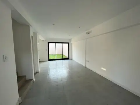 Casa en Venta en Jose Marmol, USD 130.000