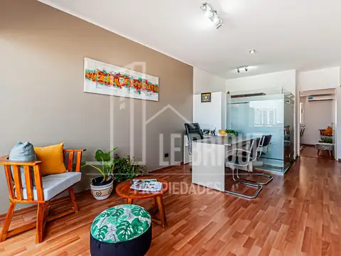 Excelente 2 amb con balcón + SUM + Pileta