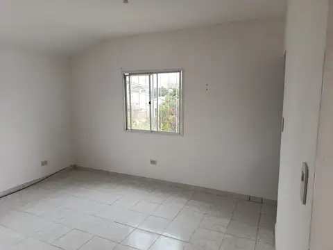 General Estanislao López 1000