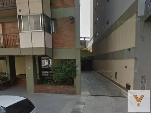 Tucumán e/ Bulnes y Jerónimo Salguero