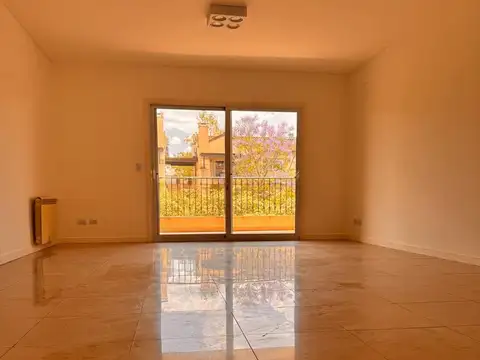 Avenida Patricias Argentinas 1400