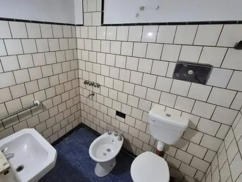 Depto Tipo Casa en Venta 75 años