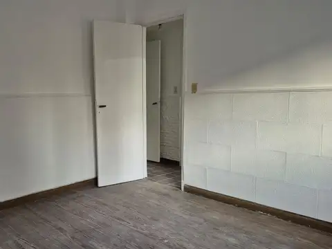VENTA PH 2 amb en planta baja con patio y lavadero
