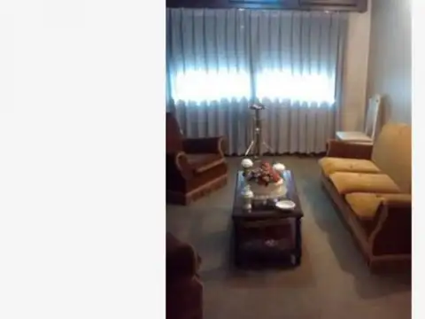 Casa 4 ambientes con 4 baños