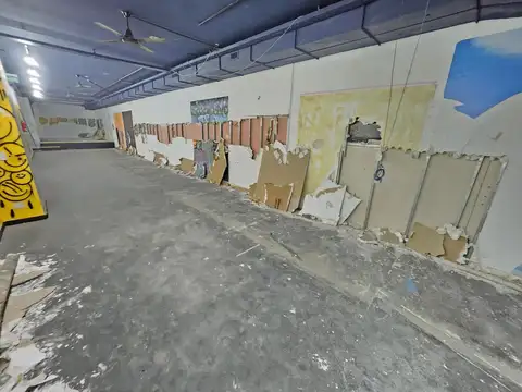 Local en subsuelo, 180 m2 en Recoleta, múltiples destinos