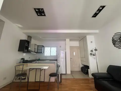 Increible PH en Venta con Terraza propia.