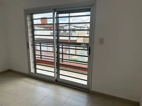 VENTA DEPARTAMENTO EN CASEROS NORTE